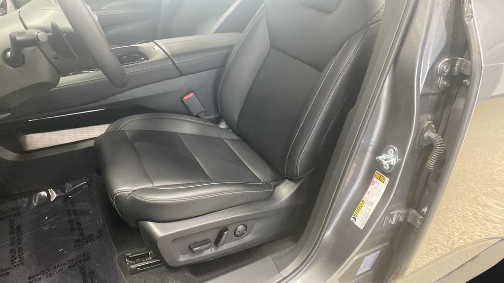 used 2025 Nissan Murano car, priced at $29,496