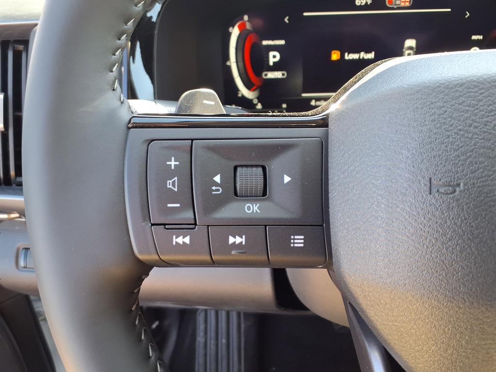 new 2026 Nissan Pathfinder car, priced at $40,694