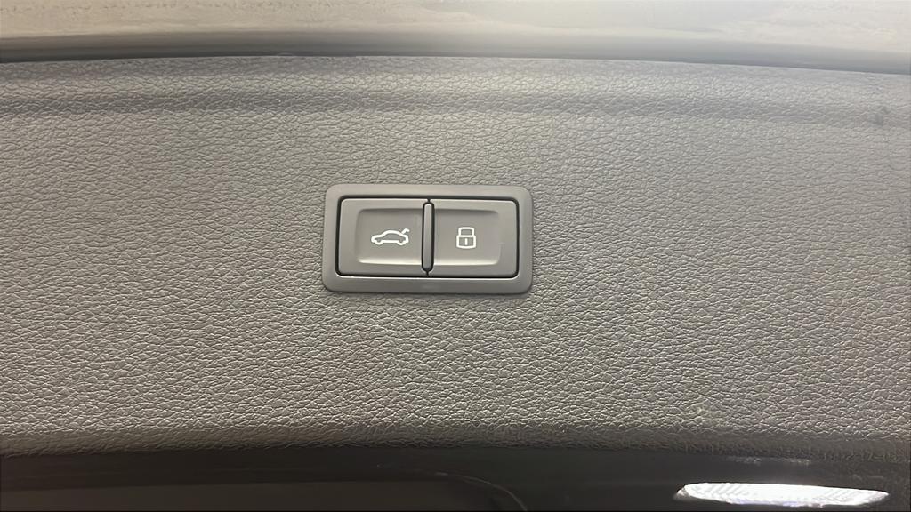 used 2024 Audi Q5 car, priced at $35,417