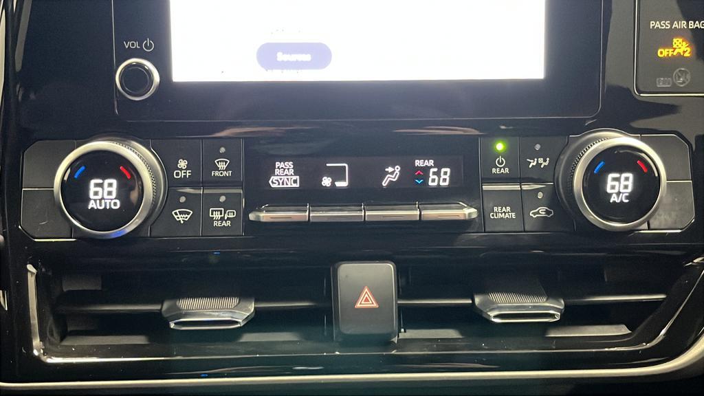 used 2023 Toyota Highlander car, priced at $30,228