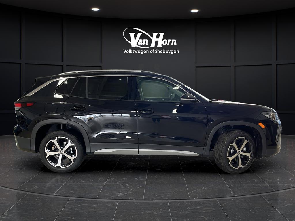 new 2026 Volkswagen Tiguan car, priced at $34,558