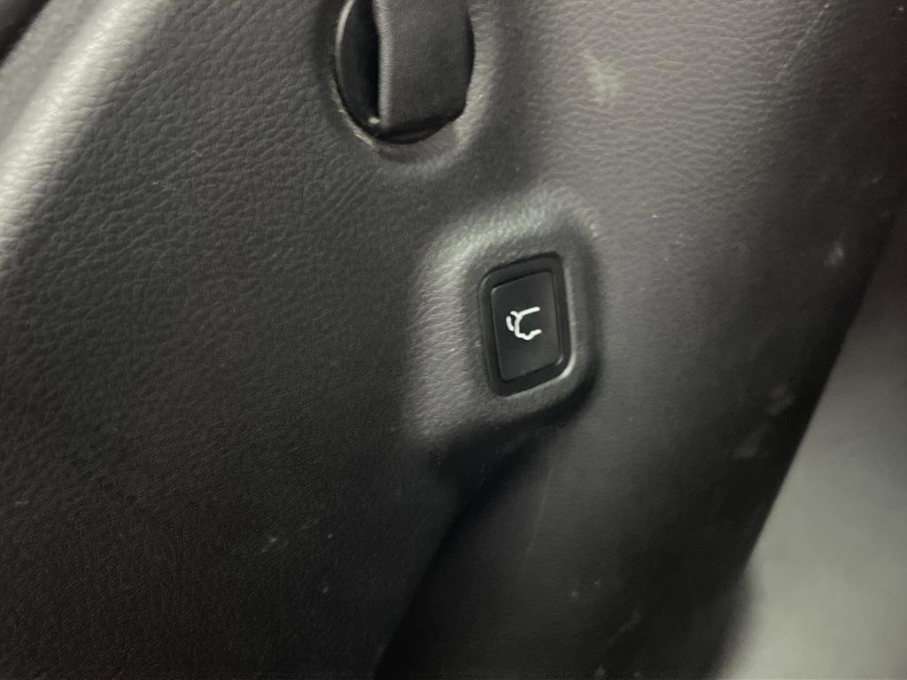 used 2022 Jeep Compass car, priced at $16,622