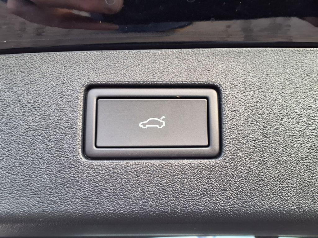 new 2026 Volkswagen Tiguan car, priced at $38,549