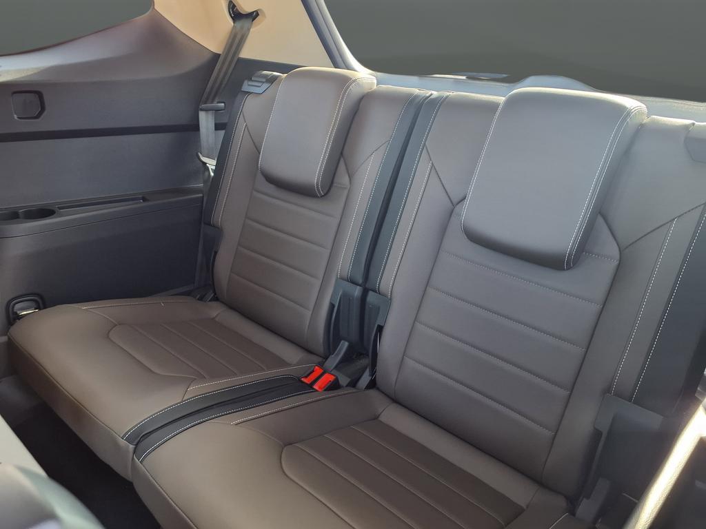 new 2026 Volkswagen Atlas car, priced at $47,452