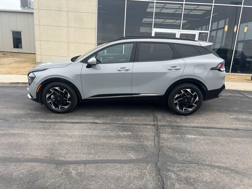 used 2025 Kia Sportage car, priced at $31,860
