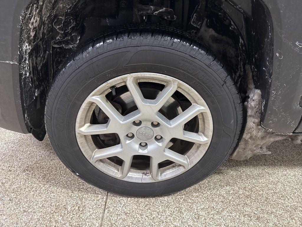 used 2020 Jeep Renegade car, priced at $15,202