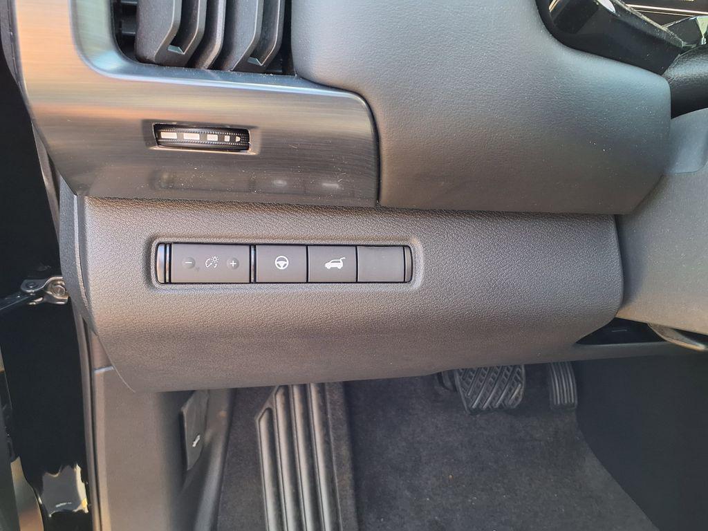 new 2026 Nissan Pathfinder car, priced at $40,668