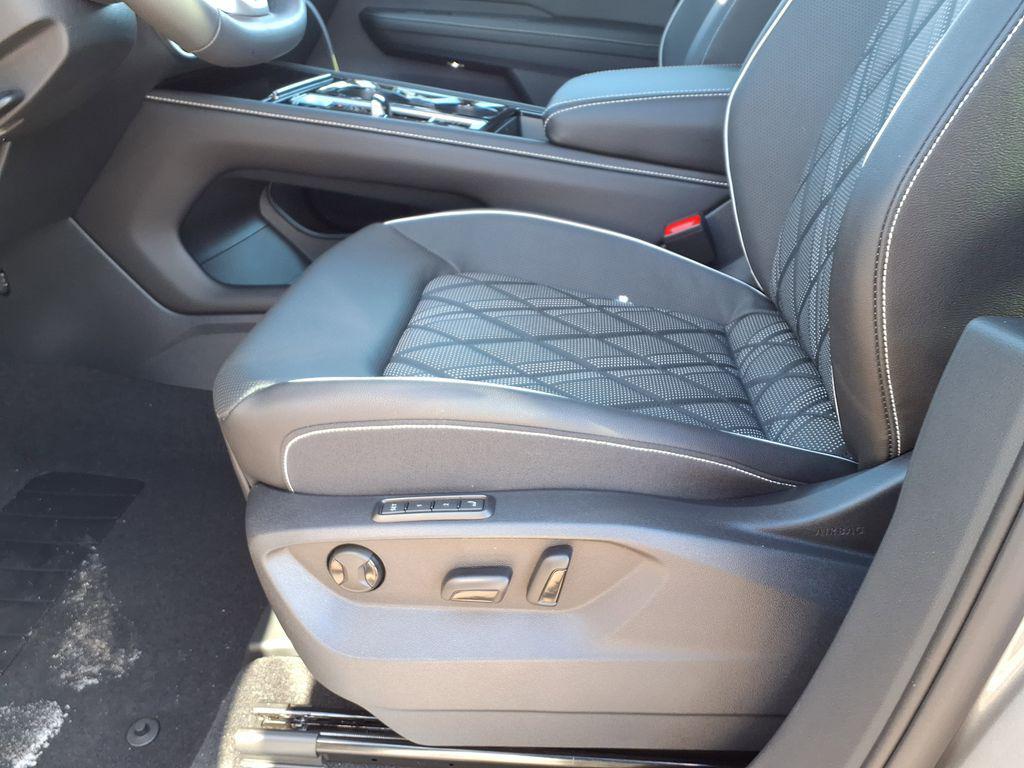 new 2026 Volkswagen Atlas car, priced at $50,769