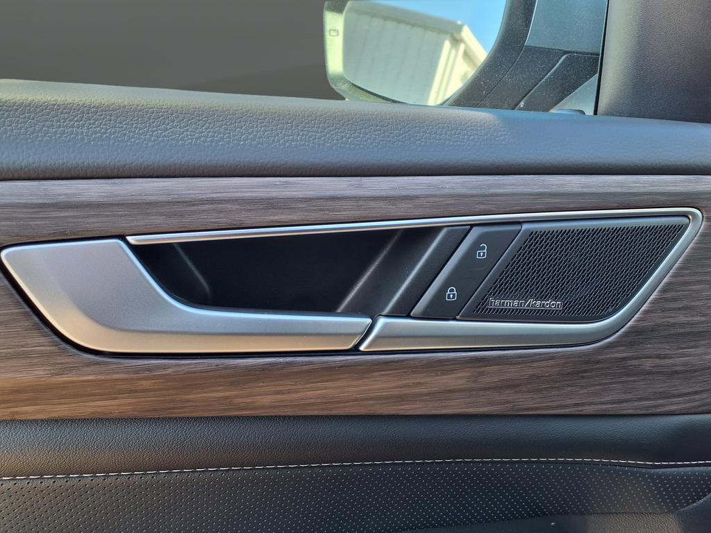 new 2026 Volkswagen Atlas car, priced at $50,769