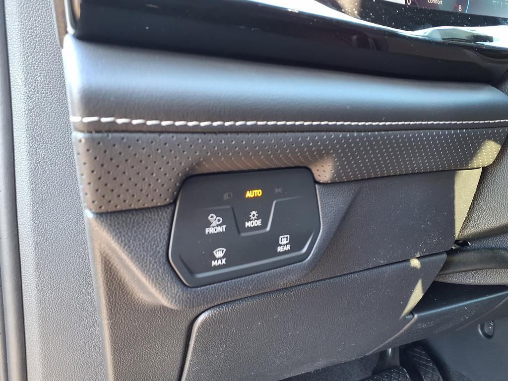 new 2026 Volkswagen Atlas car, priced at $39,377