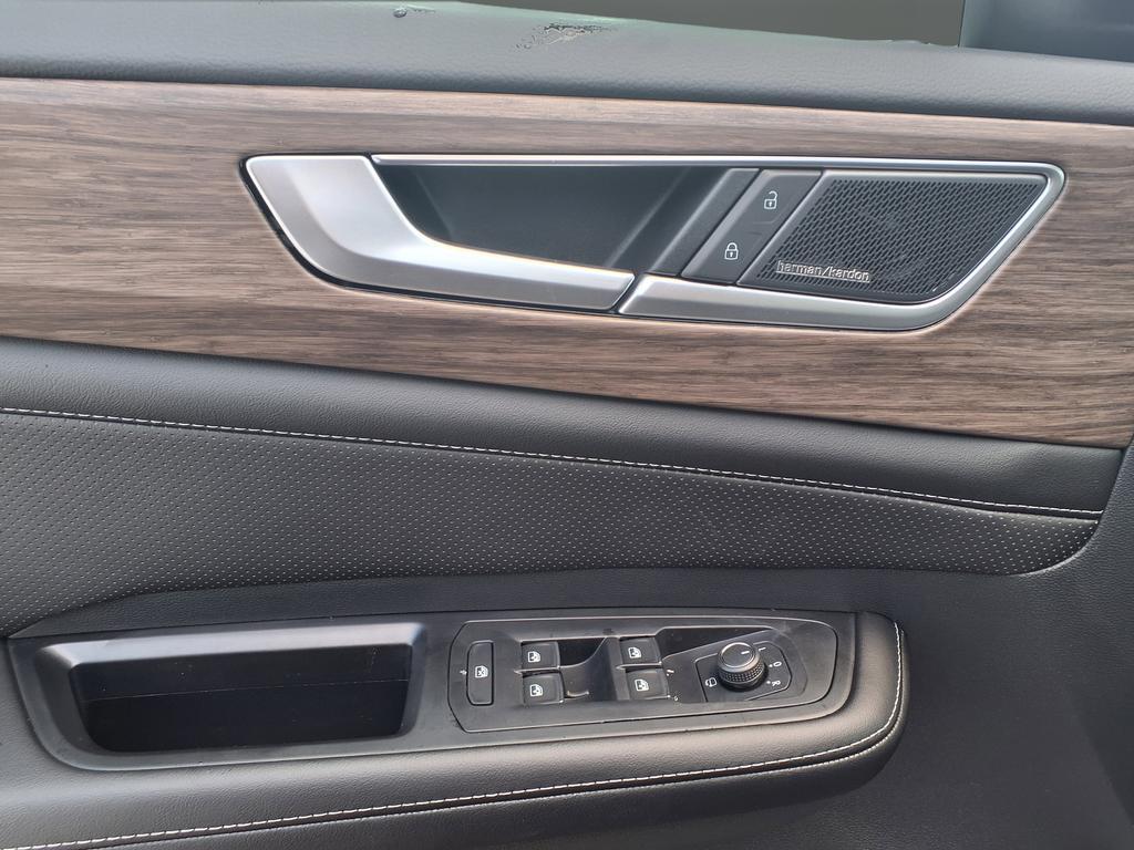 new 2026 Volkswagen Atlas car, priced at $50,769