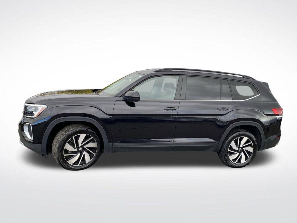 used 2025 Volkswagen Atlas car, priced at $31,982