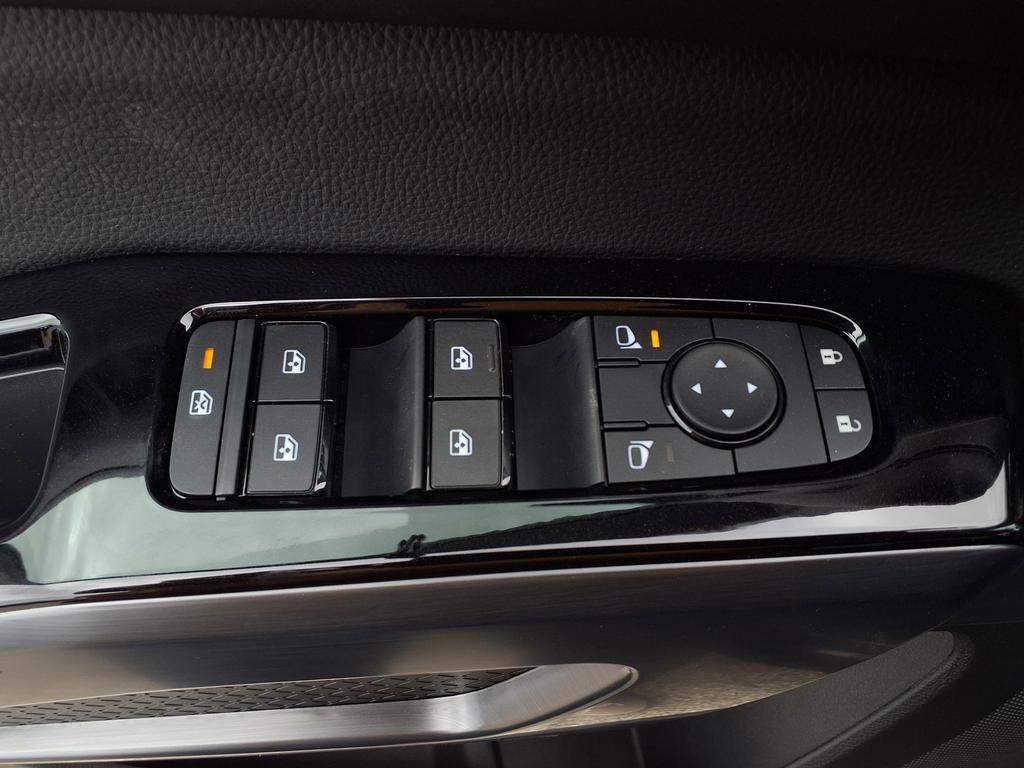 new 2026 Nissan Pathfinder car, priced at $40,668