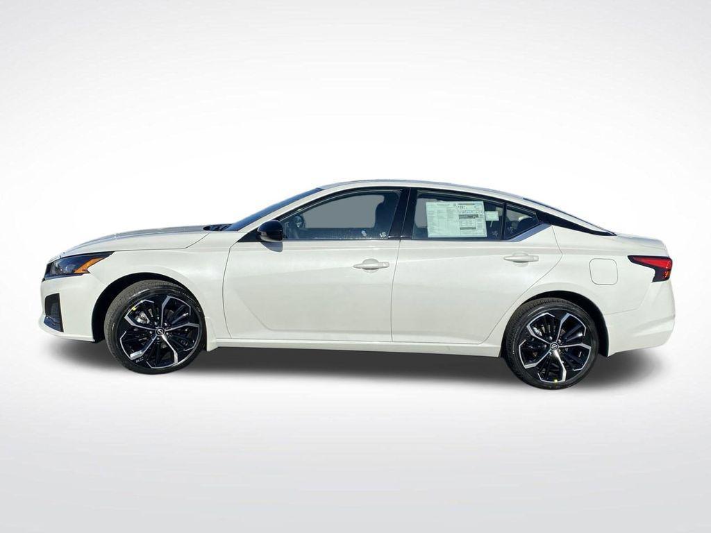 new 2025 Nissan Altima car, priced at $30,510