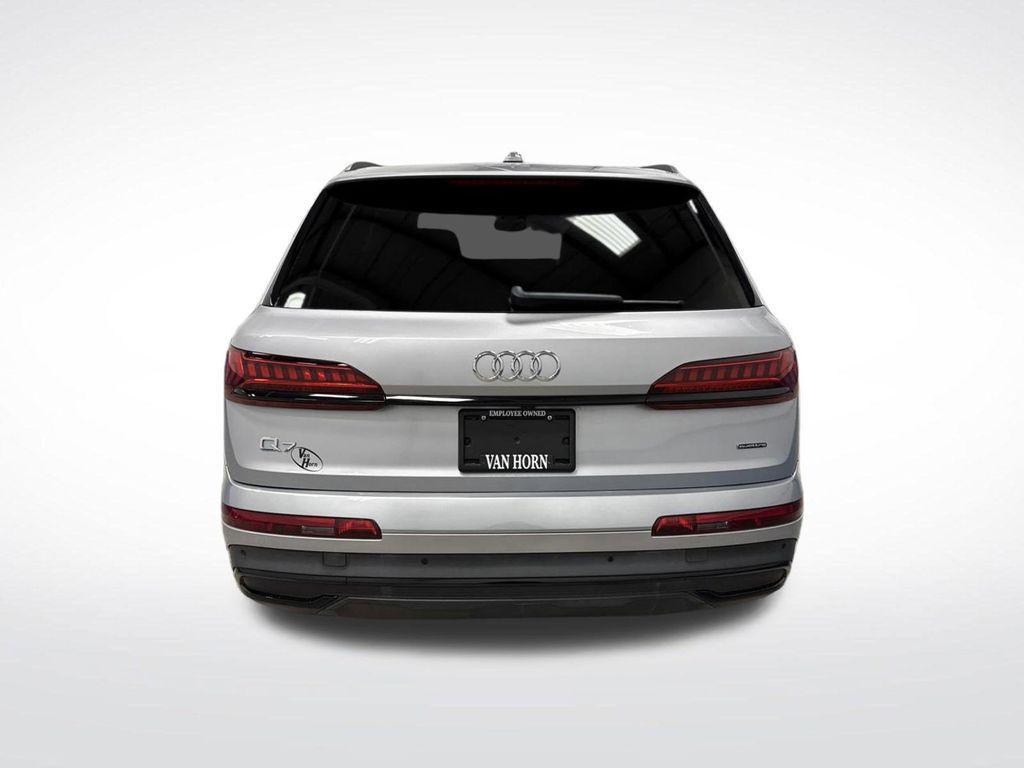 used 2022 Audi Q7 car, priced at $27,995