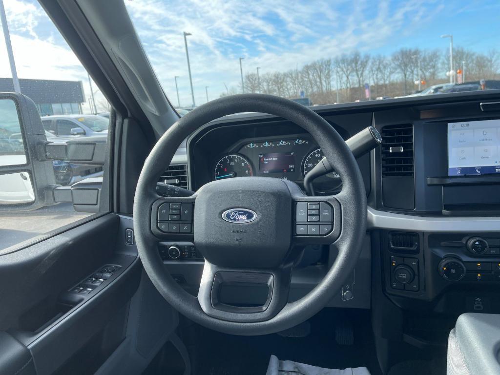 new 2026 Ford F-350 car, priced at $61,400