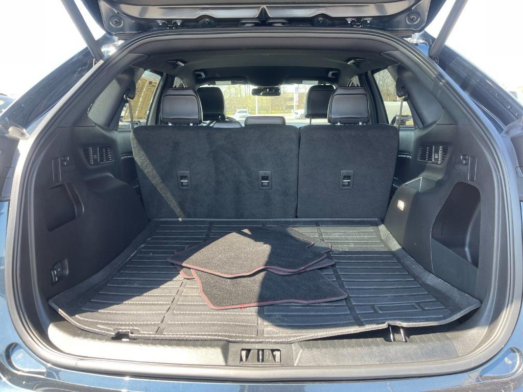 used 2024 Ford Edge car, priced at $33,098