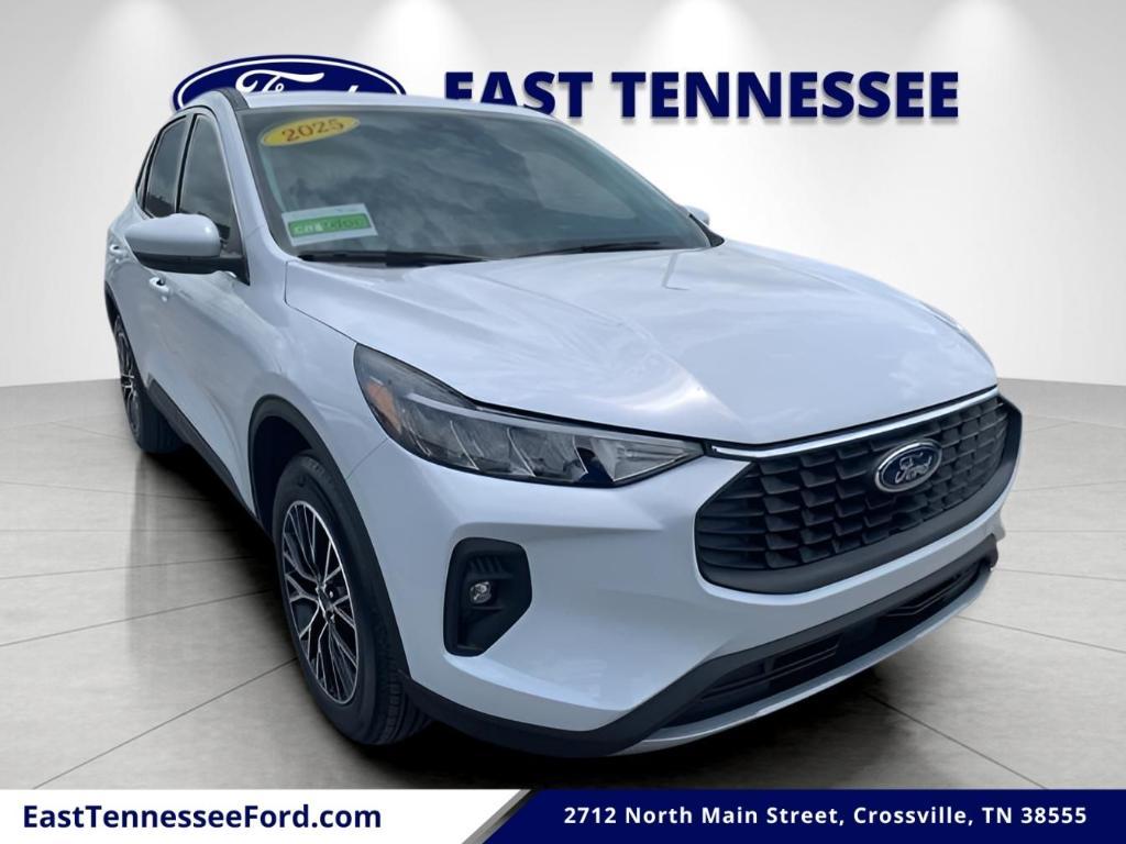 new 2025 Ford Escape car, priced at $39,195