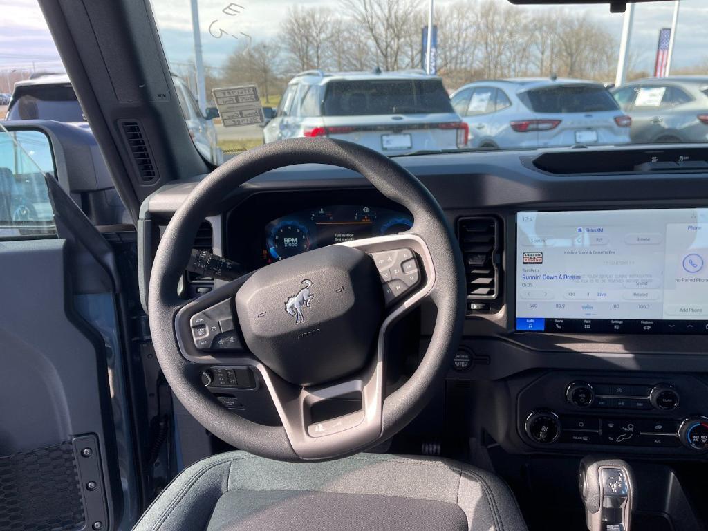 new 2025 Ford Bronco car, priced at $45,440