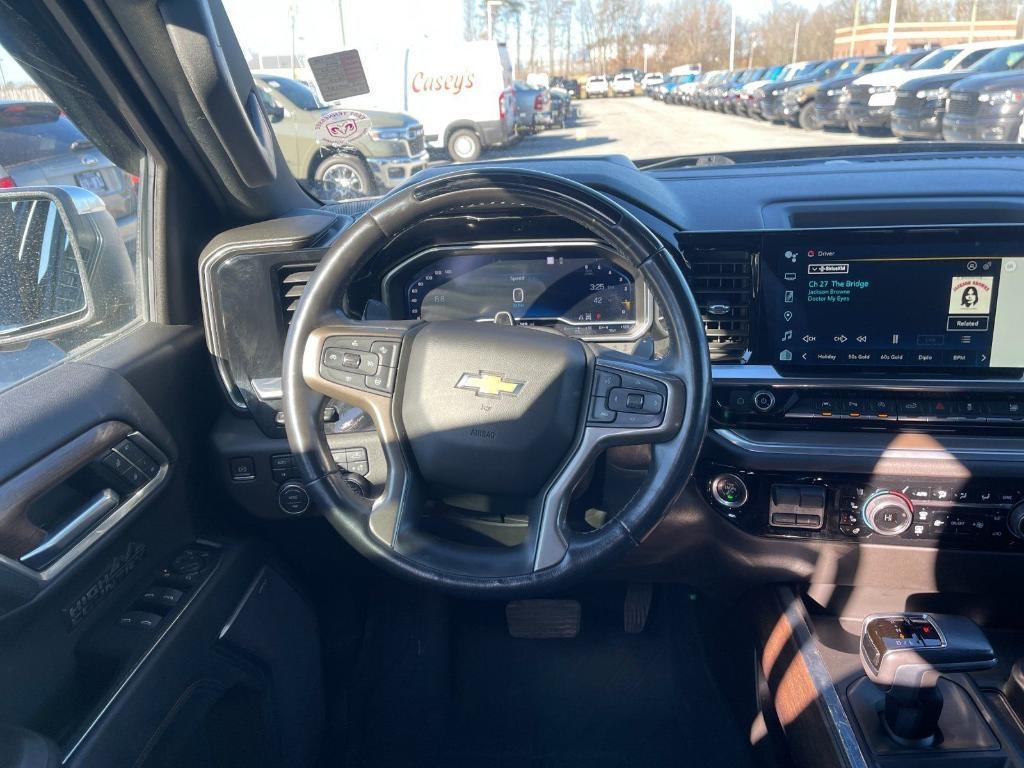 used 2022 Chevrolet Silverado 1500 car