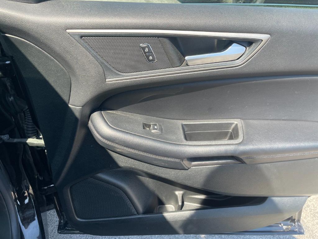 used 2023 Ford Edge car, priced at $25,235