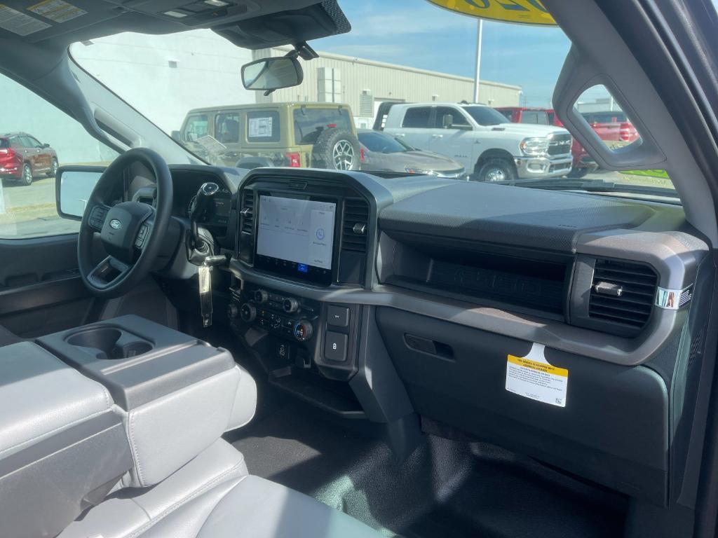 new 2026 Ford F-150 car, priced at $42,105