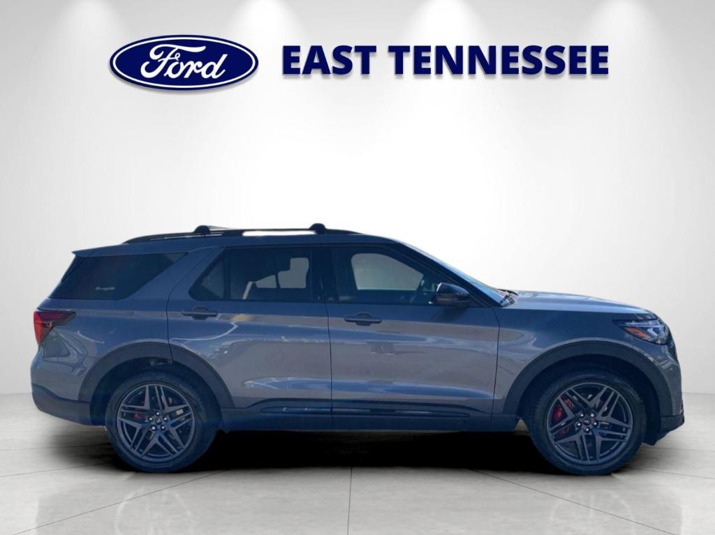 new 2025 Ford Explorer car, priced at $60,490