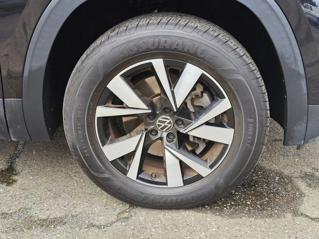 used 2020 Volkswagen Atlas Cross Sport car, priced at $23,776