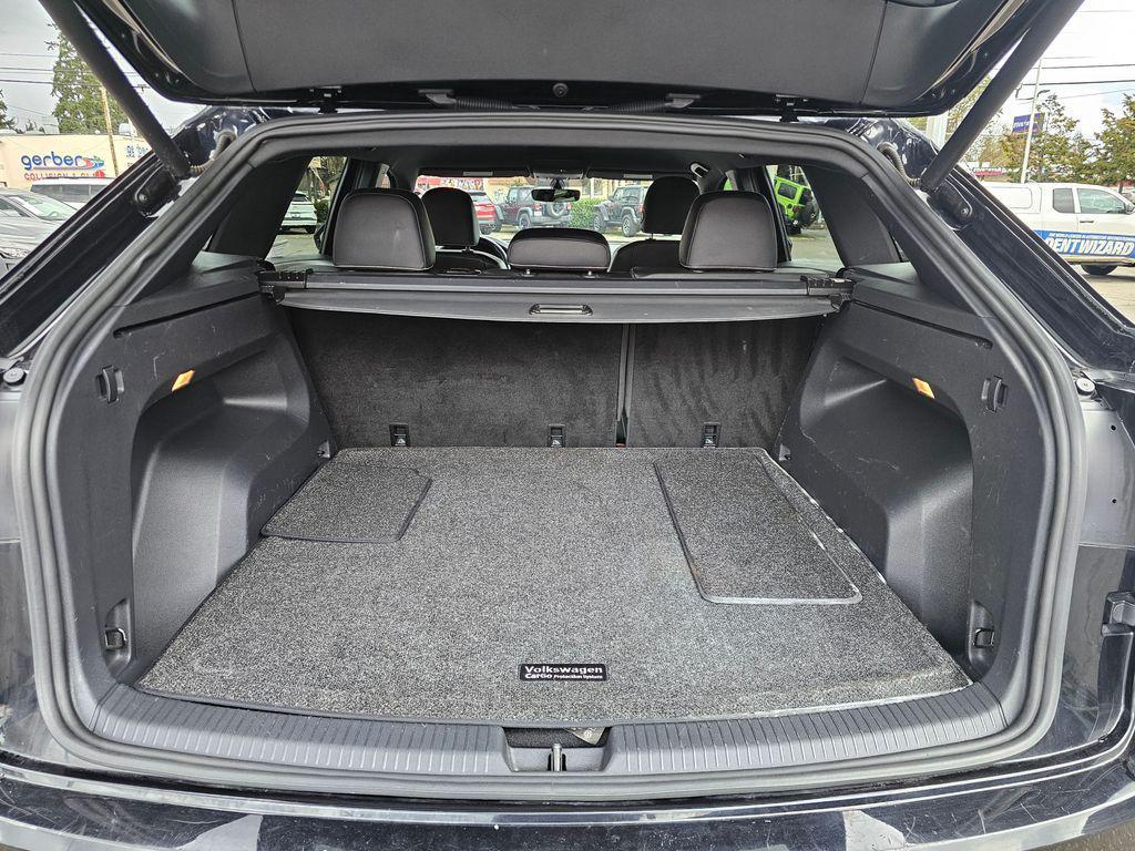 used 2020 Volkswagen Atlas Cross Sport car, priced at $23,776