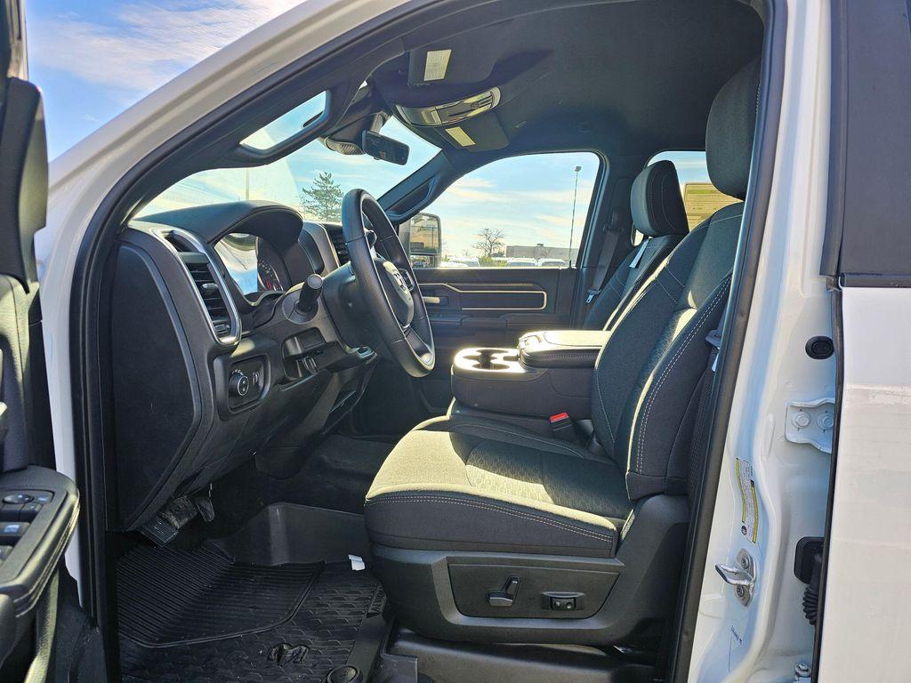 new 2025 Ram 3500 car, priced at $58,060