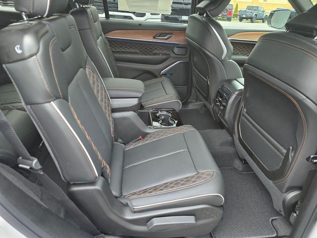 new 2026 Jeep Grand Cherokee L car, priced at $59,169