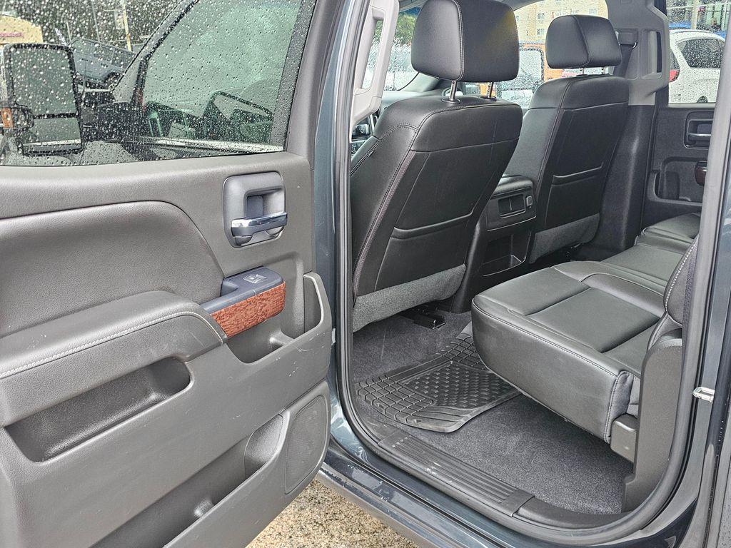 used 2018 GMC Sierra 1500 car, priced at $17,977