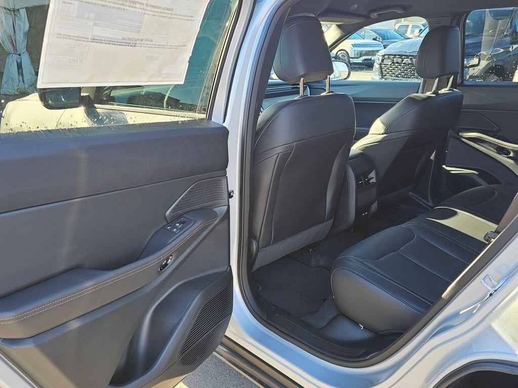 new 2026 Jeep Cherokee car, priced at $42,815