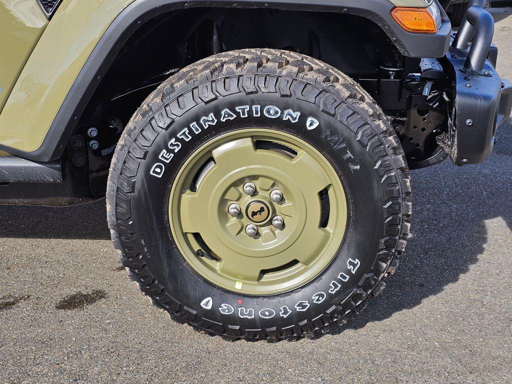 new 2026 Jeep Gladiator car, priced at $49,239