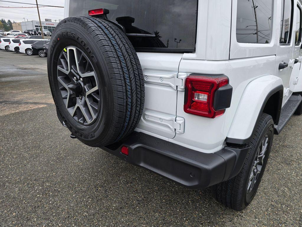 new 2026 Jeep Wrangler car, priced at $50,325