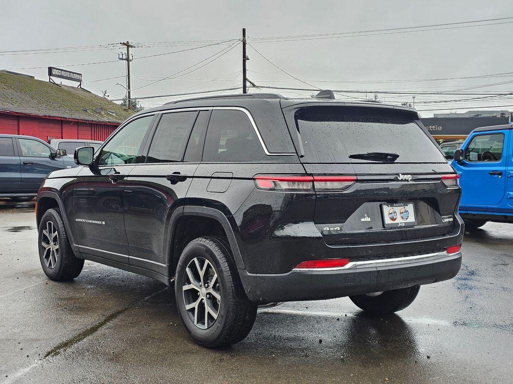 new 2025 Jeep Grand Cherokee car, priced at $47,760