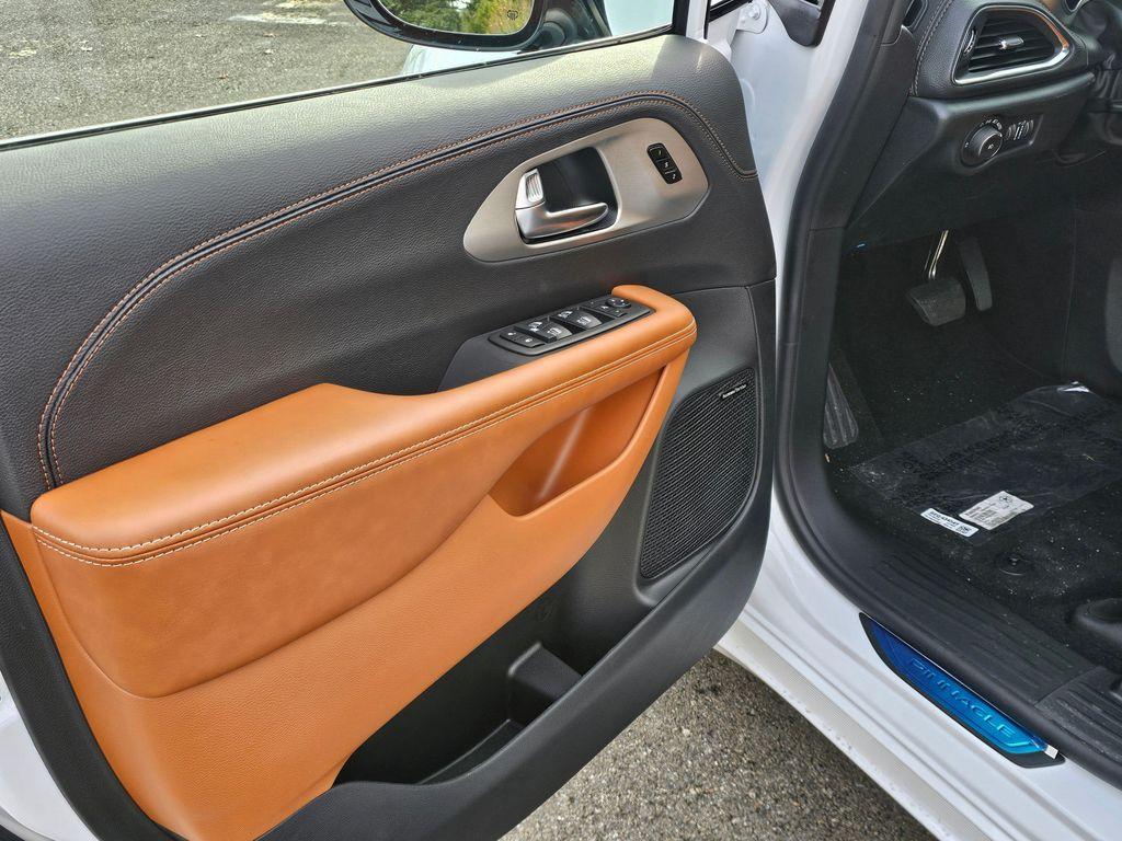 new 2026 Chrysler Pacifica car, priced at $47,165