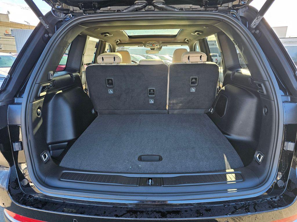 new 2026 Jeep Grand Cherokee car, priced at $49,805