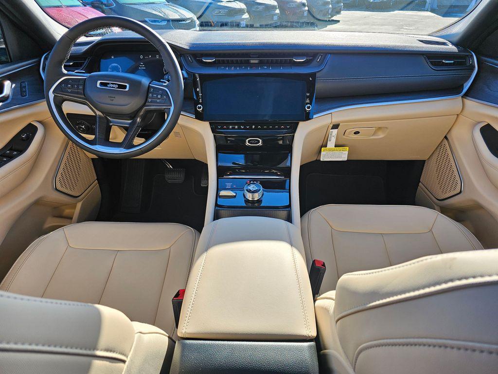 new 2026 Jeep Grand Cherokee car, priced at $49,805