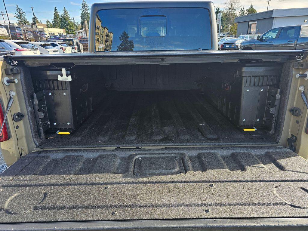 used 2020 Jeep Gladiator car, priced at $31,564