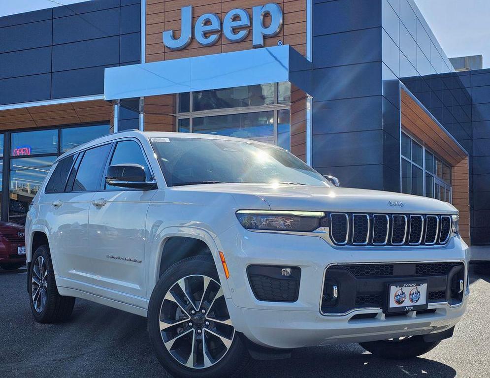 new 2024 Jeep Grand Cherokee L car, priced at $58,388