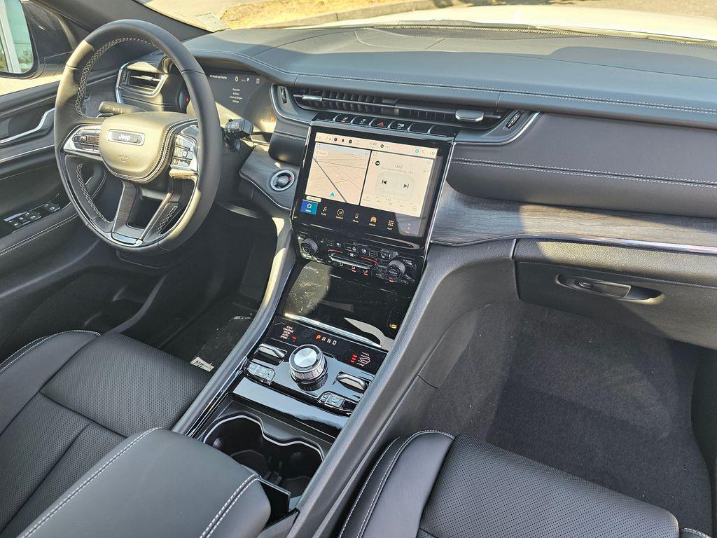 new 2024 Jeep Grand Cherokee L car, priced at $58,388