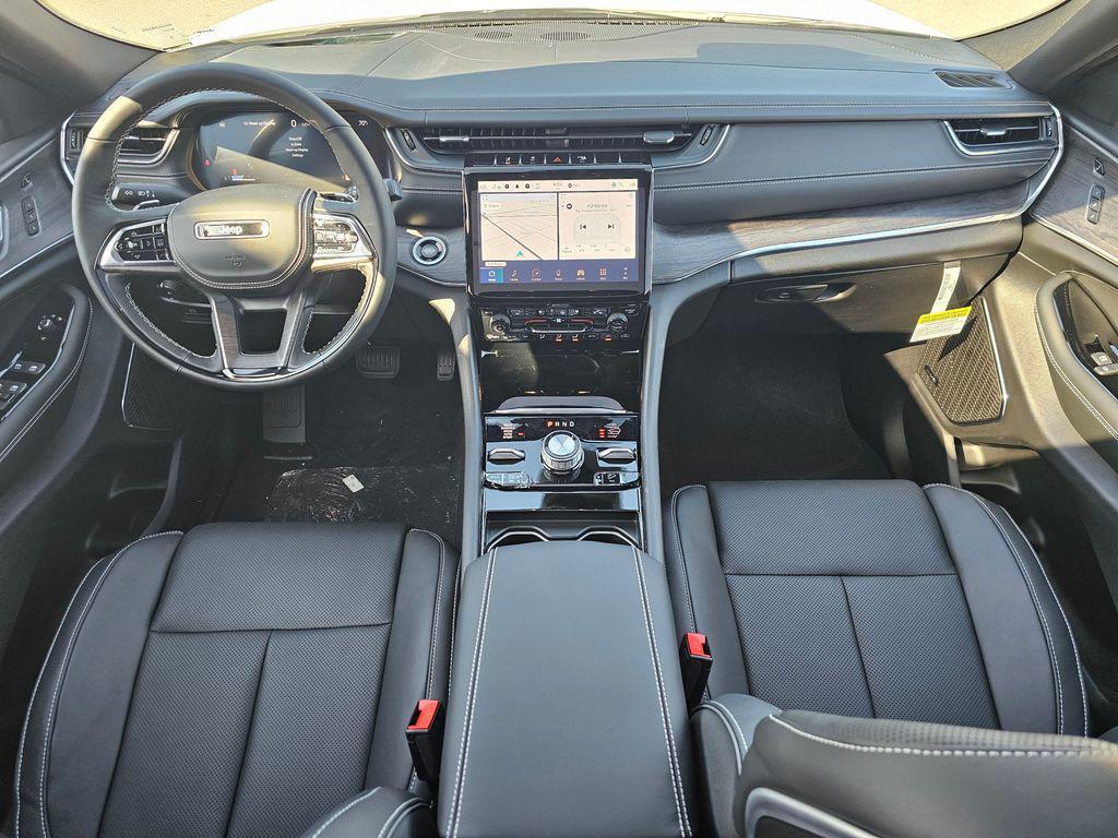 new 2024 Jeep Grand Cherokee L car, priced at $58,388