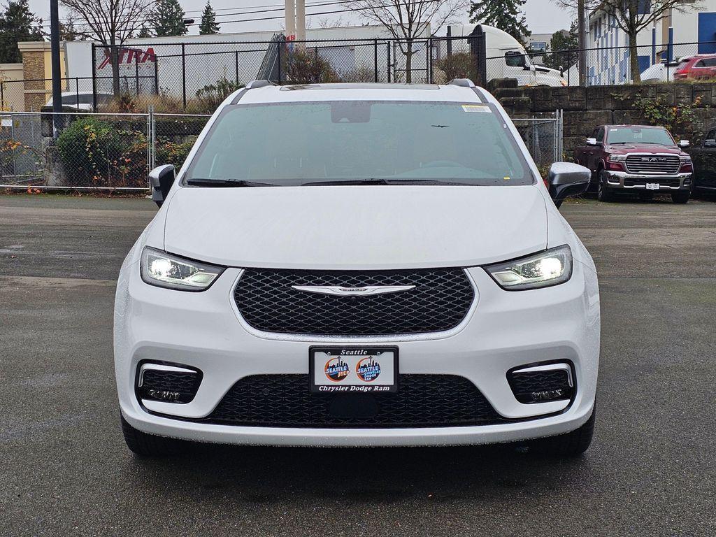 new 2026 Chrysler Pacifica car, priced at $47,665