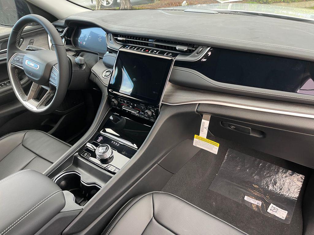 new 2024 Jeep Grand Cherokee 4xe car, priced at $41,313