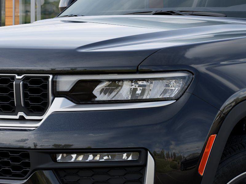 new 2026 Jeep Grand Cherokee car, priced at $43,574