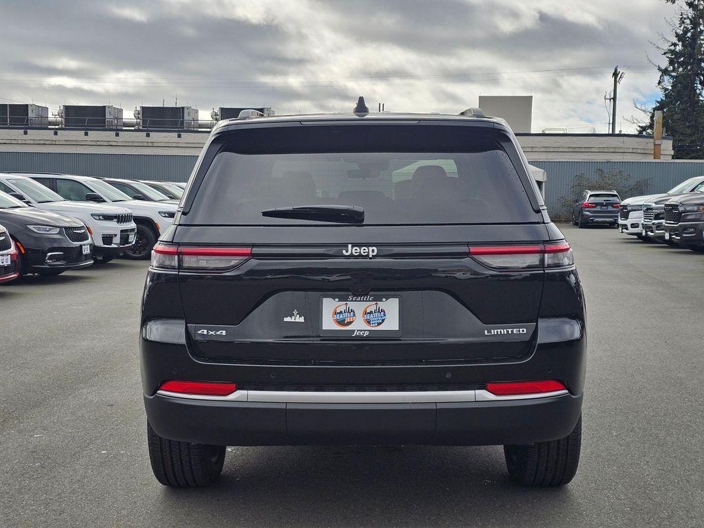 new 2026 Jeep Grand Cherokee car, priced at $45,720