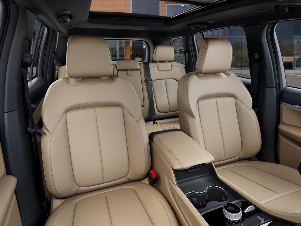 new 2026 Jeep Grand Cherokee car, priced at $43,574