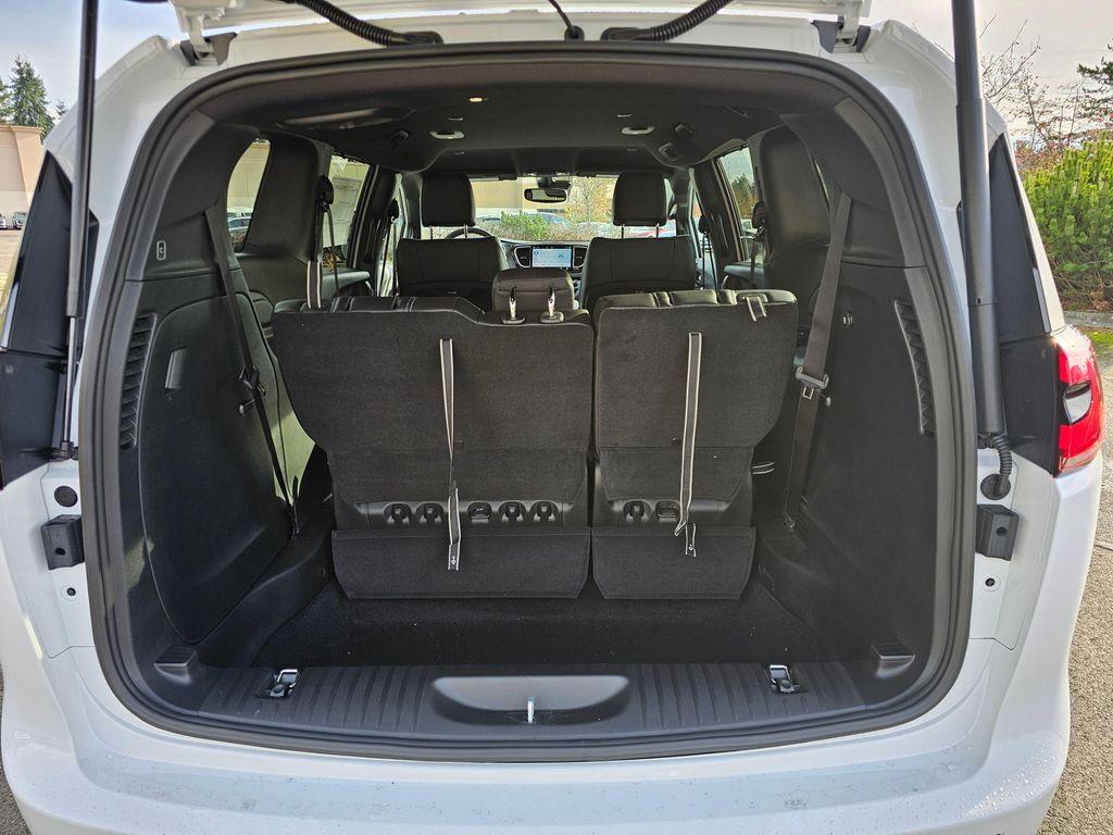 new 2026 Chrysler Pacifica car, priced at $35,645