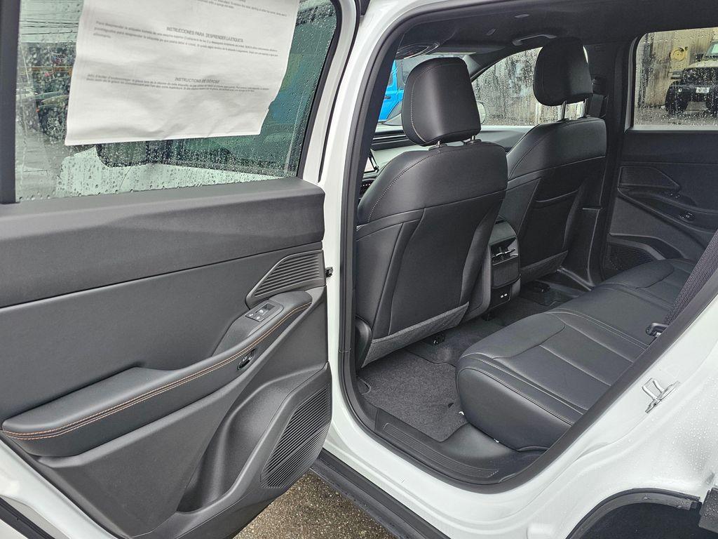 new 2026 Jeep Cherokee car, priced at $42,220